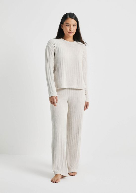 Foto do produto: Pijama Longo Feminino Em Tricô Chenille - Off white