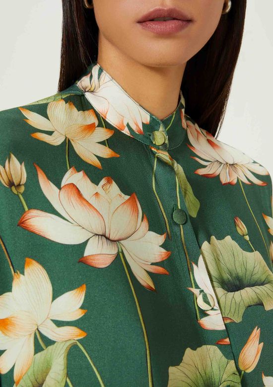 Foto do produto: Camisa Feminina Manga Longa Floral Hering + Thai de Melo - Verde