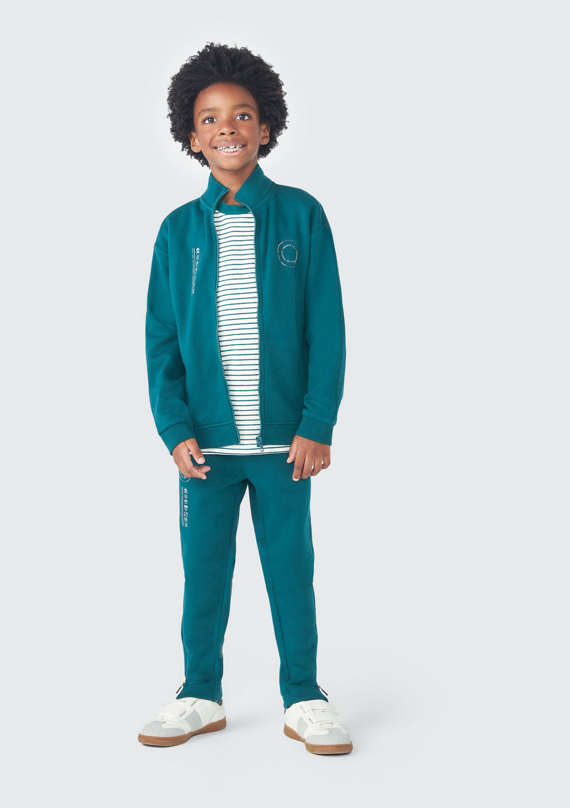 Calça Infantil Menino Jogger Em Moletom - Verde Menor preço em Calça Infantil Menino Jogger Em Moletom - Verde