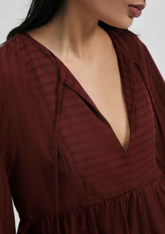 Foto do produto: Vestido Curto Evasê Manga Longa - Vinho