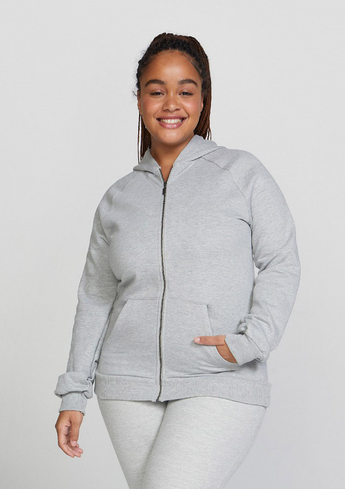 Jaqueta Básica Feminina De Moletom Oversized Com Ziper - Cinza Menor preço em Jaqueta Básica Feminina De Moletom Oversized Com Ziper - Cinza