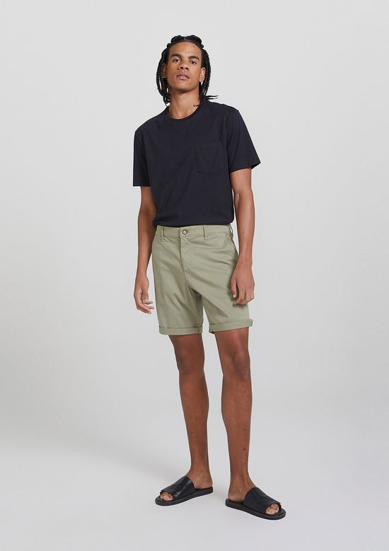 Foto do produto: Bermuda Em Sarja Masculina Chino - Verde