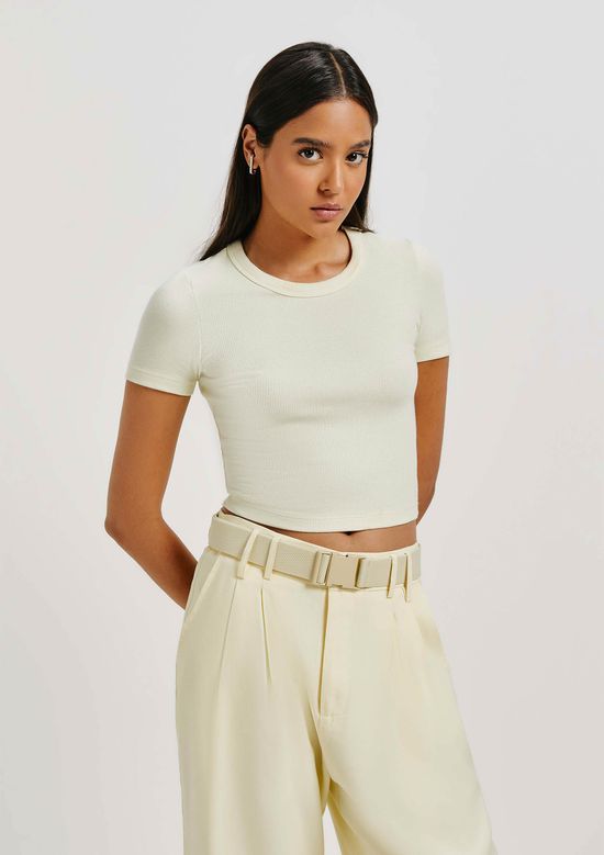 Foto do produto: Blusa Básica Feminina Cropped Em Ribana Canelada - Amarelo