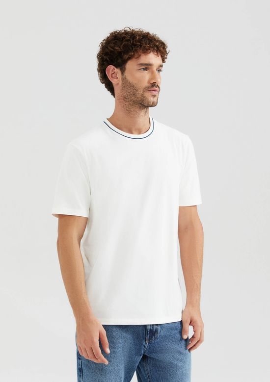 Foto do produto: Camiseta Masculina Manga Curta Com Vivo Contrastante - Off white