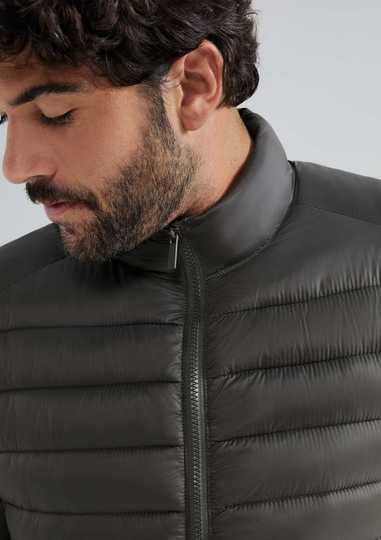 Foto do produto: Jaqueta Básica Masculina Puffer Regular Matelassê - Verde