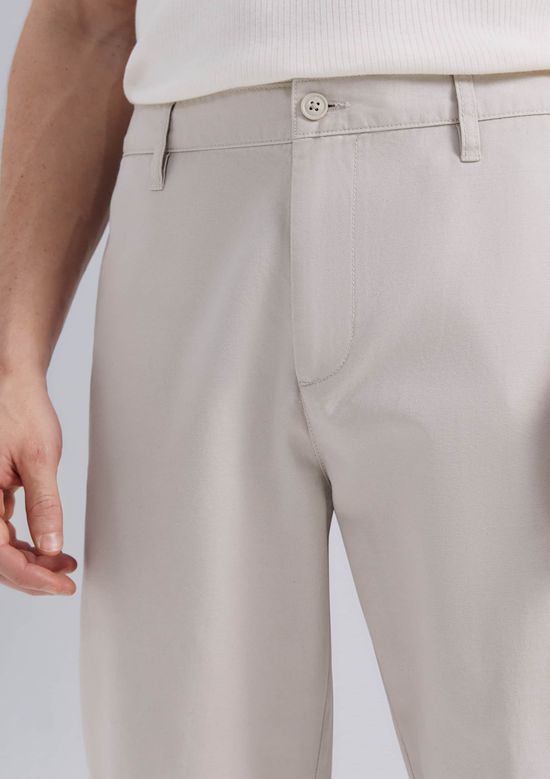 Foto do produto: Calça Masculina Chino Taper Com Linho - Marrom