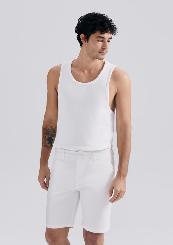 Foto do produto: Bermuda Básica Masculina Chino Reta Em Sarja - Off white