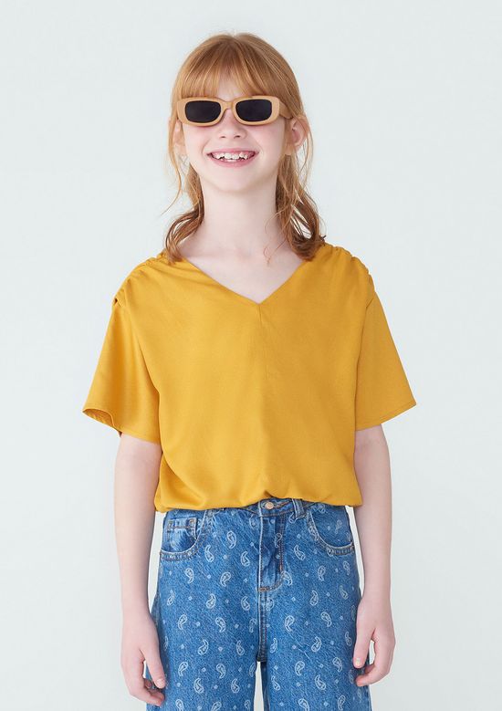 Foto do produto: Blusa Infantil Menina Ampla Com Decote V - Amarelo