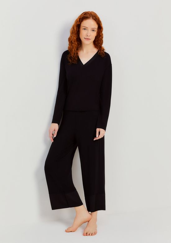 Foto do produto: Pijama Longo Feminino Em Viscose - Preto