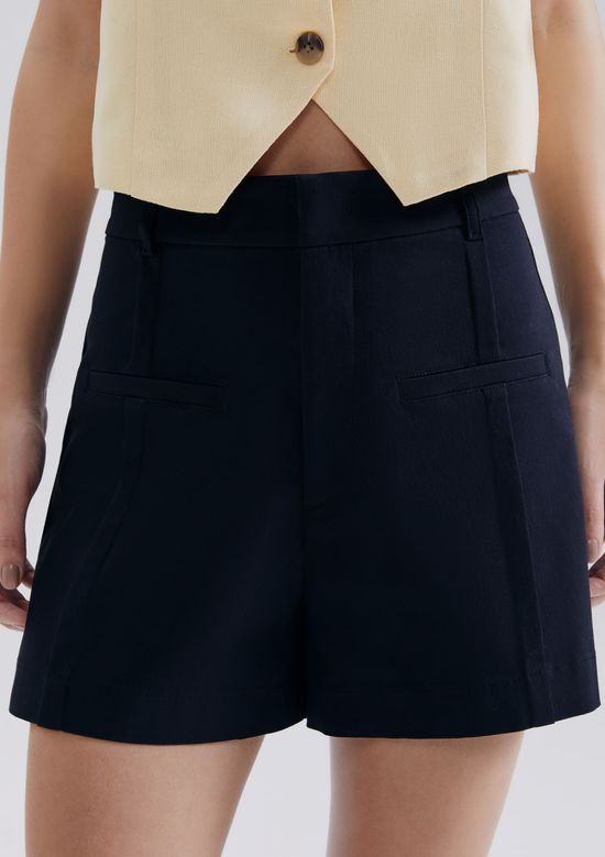 Foto do produto: Shorts Feminino Em Alfaiataria - Preto