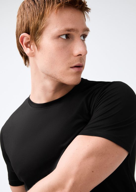 Foto do produto: Camiseta Esportiva Básica Masculina Ultra - Preto