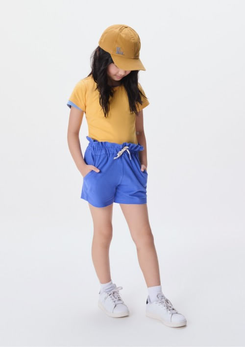 Foto do produto: Blusa Básica Infantil Menina Manga Curta Slim Com Bordado Coração - Amarelo