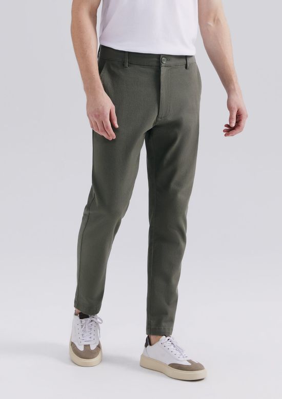 Foto do produto: Calça Em Sarja Masculina Taper Chino - Verde