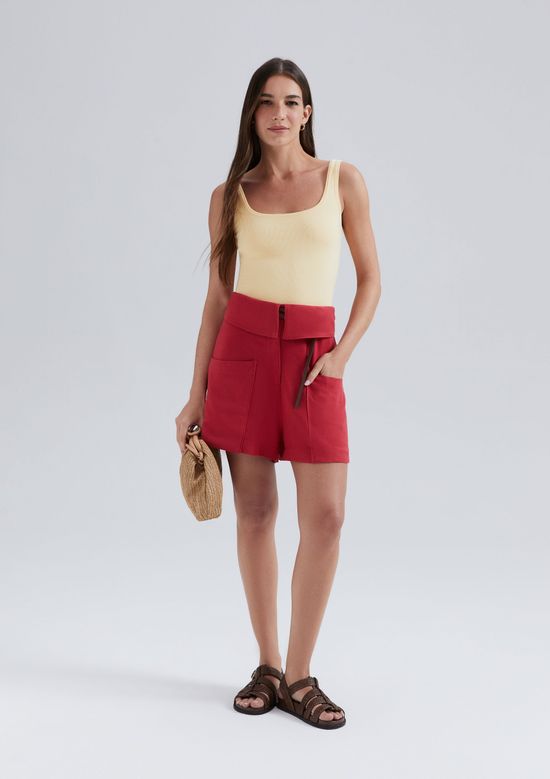 Foto do produto: Shorts Feminino Em Alfaiataria - Vermelho