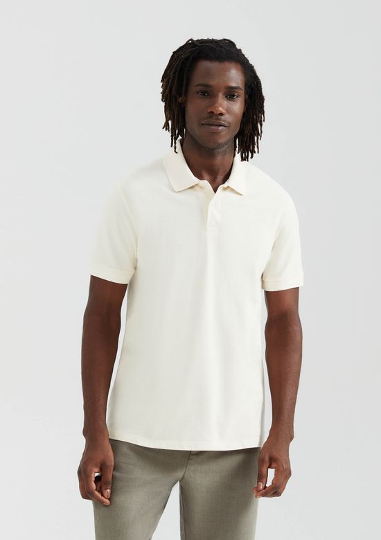 Foto do produto: Camisa Polo Básica Masculina Manga Curta Em Piquet - Creme