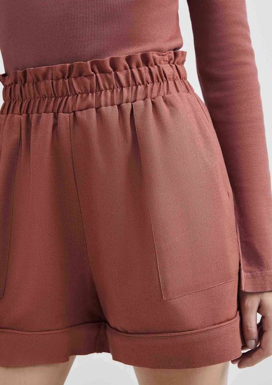 Foto do produto: Shorts Feminino Cintura Alta Com Linho - Marsala