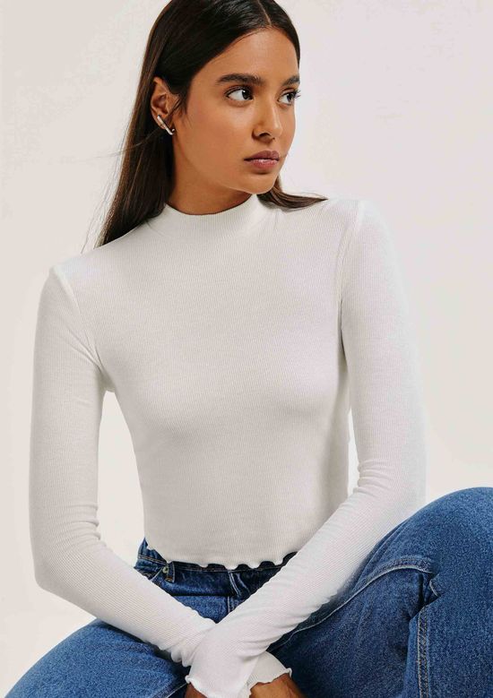 Foto do produto: Blusa Básica Feminina Cropped Manga Longa Canelada Com Fru Fru - Off white