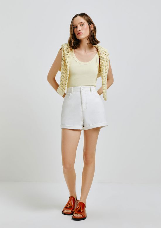 Foto do produto: Shorts Básico Feminino Mom Cintura Alta Em Sarja - Off white