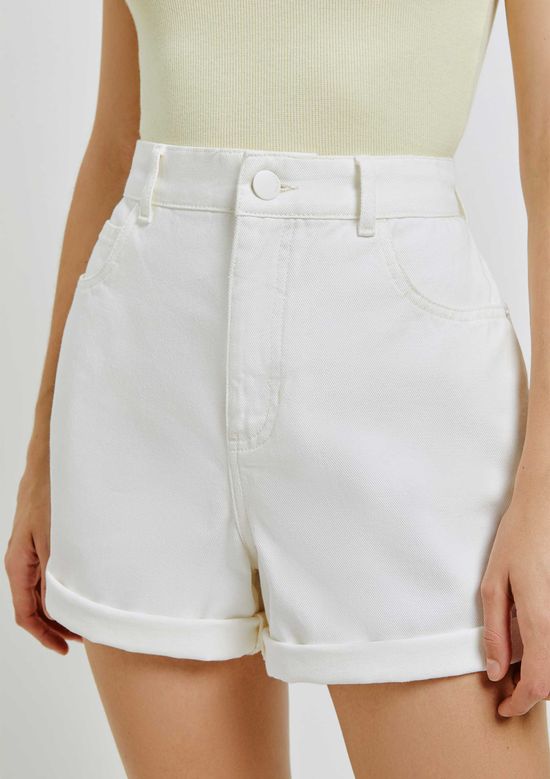 Foto do produto: Shorts Básico Feminino Mom Cintura Alta Em Sarja - Off white