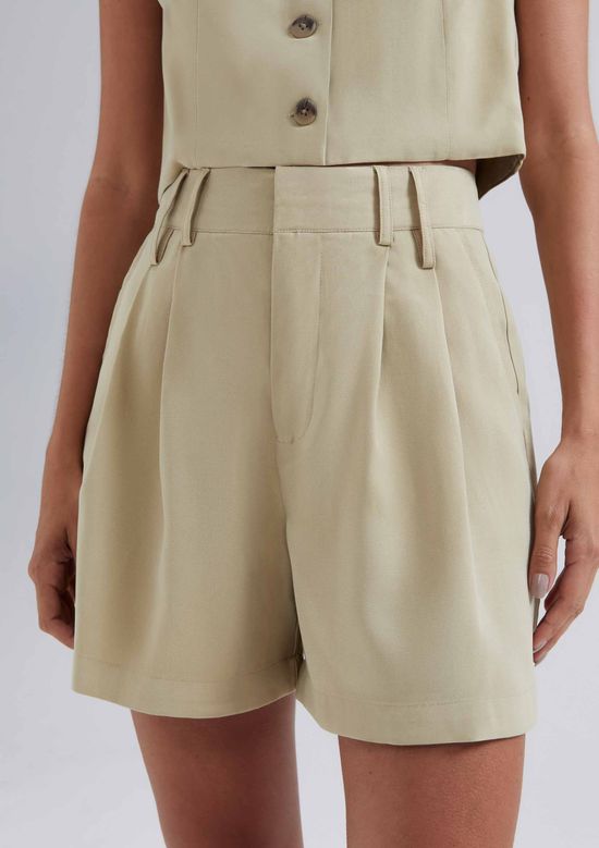 Foto do produto: Shorts Feminino Em Alfaiataria Peach Touch - Caqui