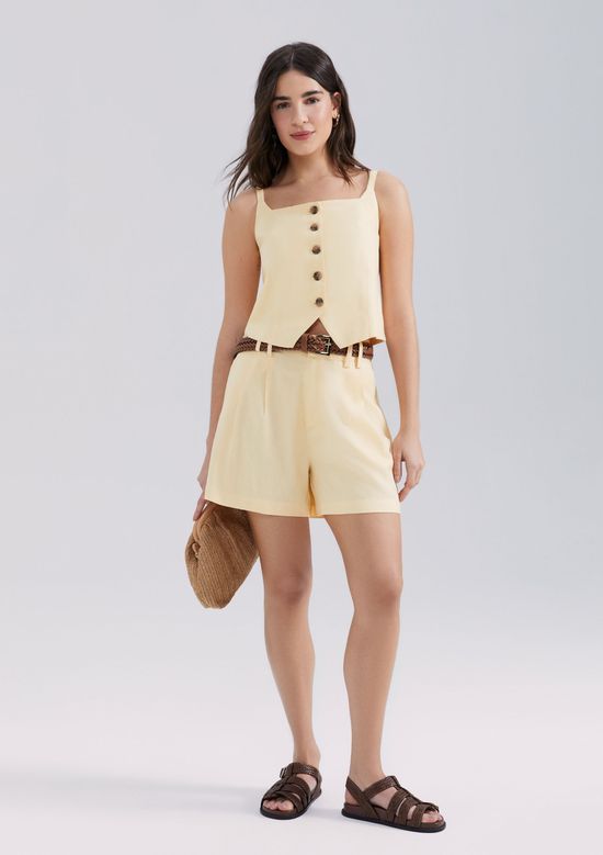 Foto do produto: Shorts Feminino Em Alfaiataria Com Linho - Amarelo