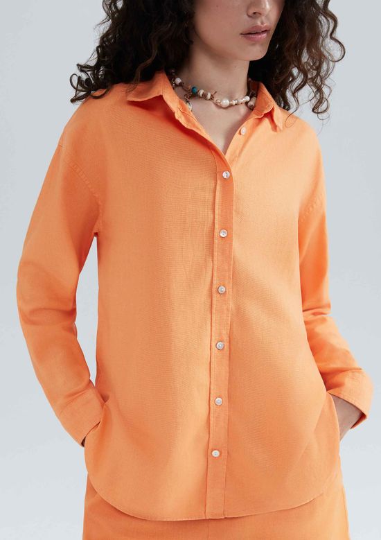 Foto do produto: Camisa Feminina Manga Longa Oversized Em Linho - Laranja