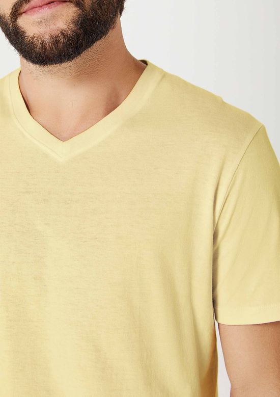 Foto do produto: Camiseta Básica Masculina Manga Curta Decote V World - Amarelo