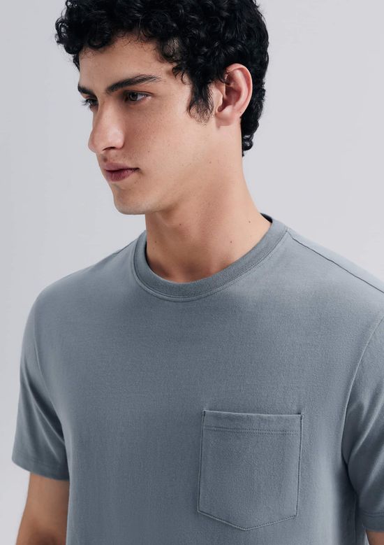 Foto do produto: Camiseta Básica Masculina Comfort Super Cotton Com Bolso - Cinza