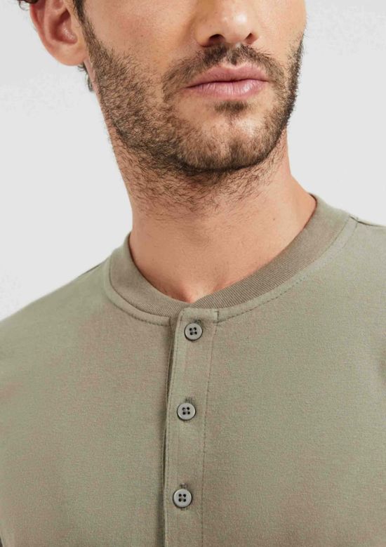 Foto do produto: Camiseta Básica Henley Masculina Texturizada - Verde