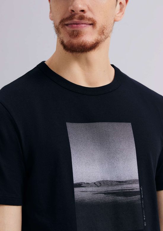 Foto do produto: Camiseta Masculina Manga Curta Com Estampa - Preto