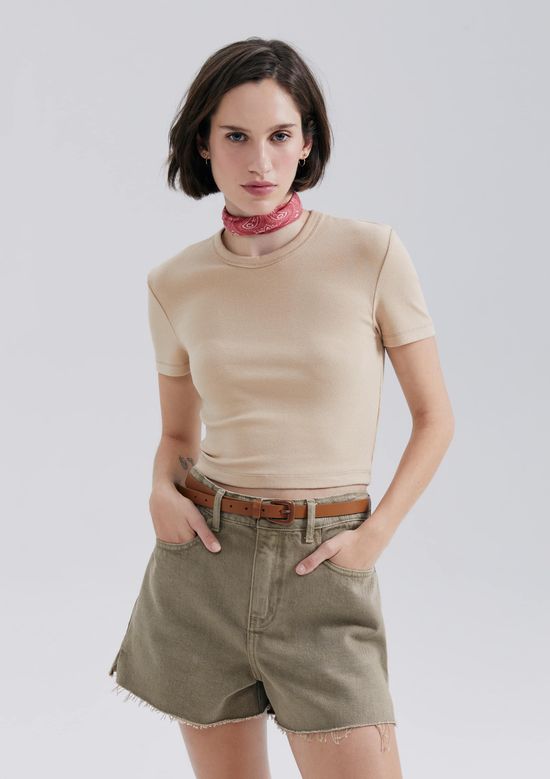 Foto do produto: Blusa Básica Feminina Cropped Em Ribana Canelada - Bege