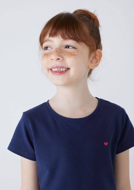 Foto do produto: Blusa Básica Infantil Menina Manga Curta Slim Com Bordado Coração   - Azul