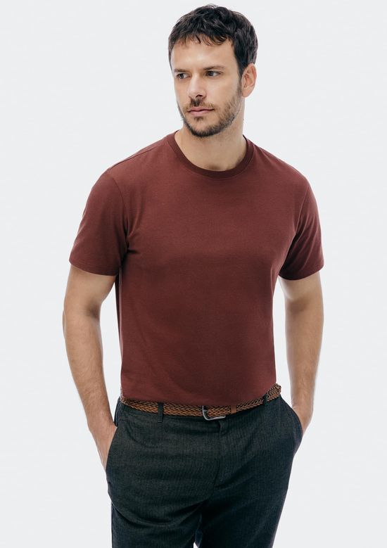 Foto do produto: Camiseta Básica Masculina Comfort Super Cotton - Marsala