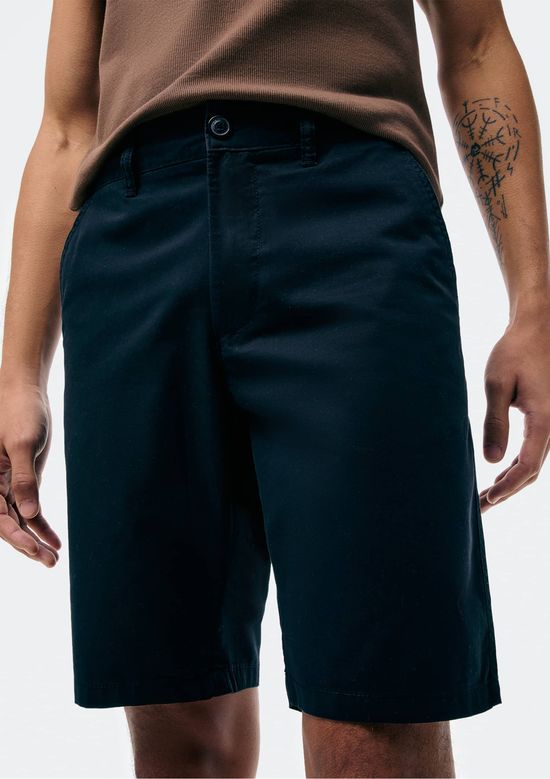 Foto do produto: Bermuda Básica Masculina Chino Reta Em Sarja - Preto