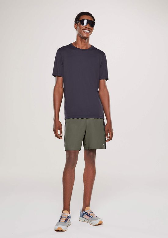 Foto do produto: Bermuda Esportiva Masculina Com Recortes - Verde