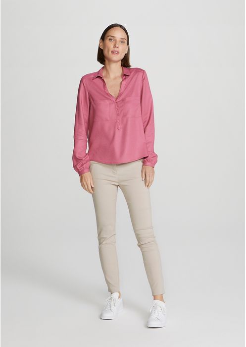 Camisa Básica Feminina Com Bolsos Frontais - Rosa
