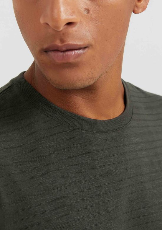 Foto do produto: Camiseta Masculina Manga Curta Em Malha Texturizada - Verde