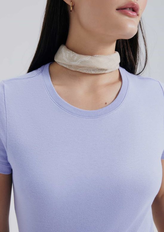 Foto do produto: Camiseta Básica Feminina Slim World - Lilás