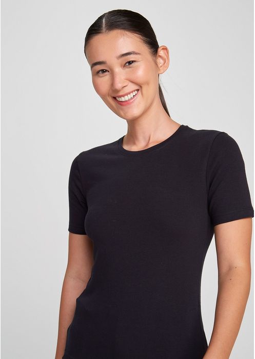 Camiseta Feminina Básica Em Algodão E Elastano - Preto