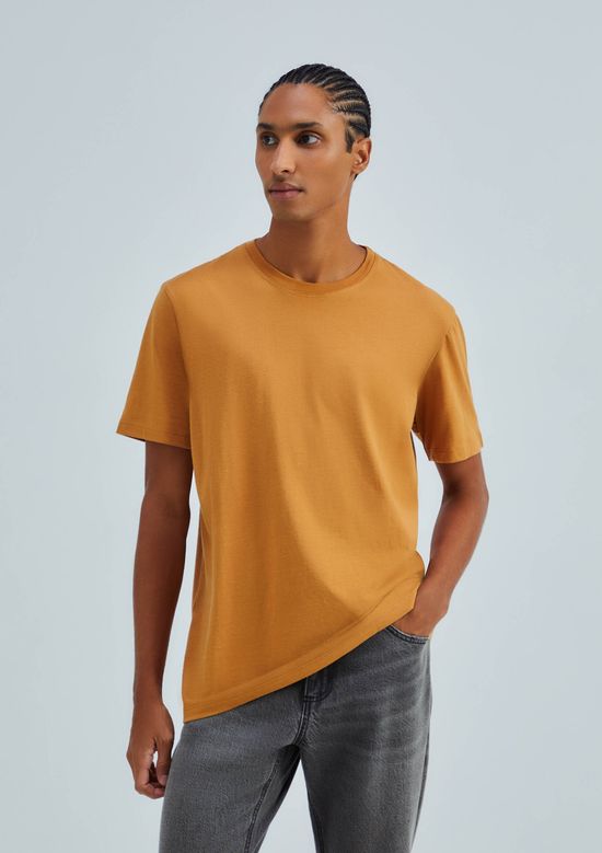 Foto do produto: Camiseta Básica Unissex Manga Curta Regular World - Marrom