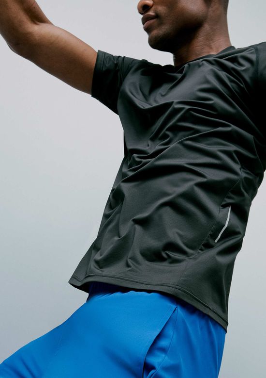 Foto do produto: Camiseta Esportiva Masculina Hiit Easy Care - Preto