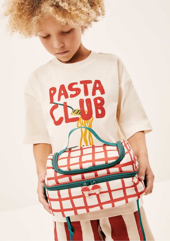 Foto do produto: Lancheira Infantil Unissex Com Estampa Hering Kids + Renata Vanzetto - Vermelho