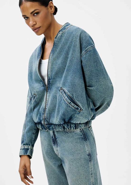 Foto do produto: Jaqueta Jeans Feminina Bomber - Azul