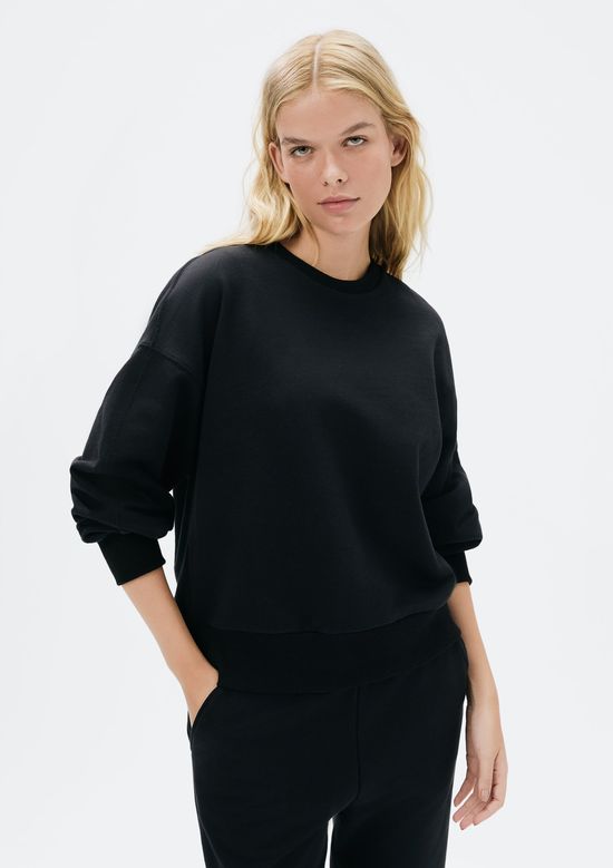 Foto do produto: Blusão Básico Feminino Comfort Em Moletom - Preto