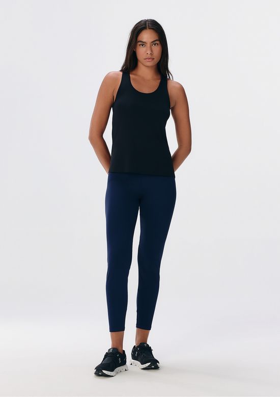 Foto do produto: Regata Esportiva Feminina Nadador Proteção UV - Preto
