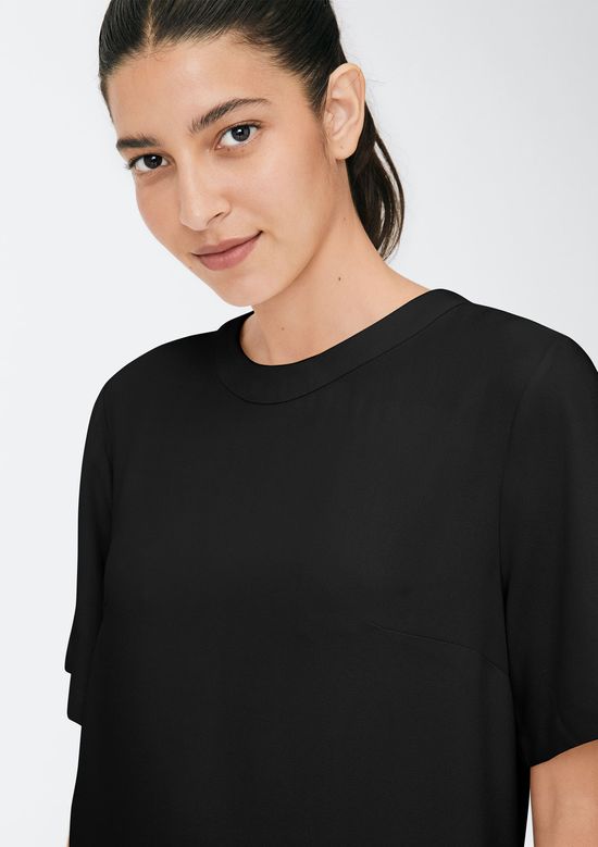 Foto do produto: Vestido Curto Em Viscose Creponada - Preto