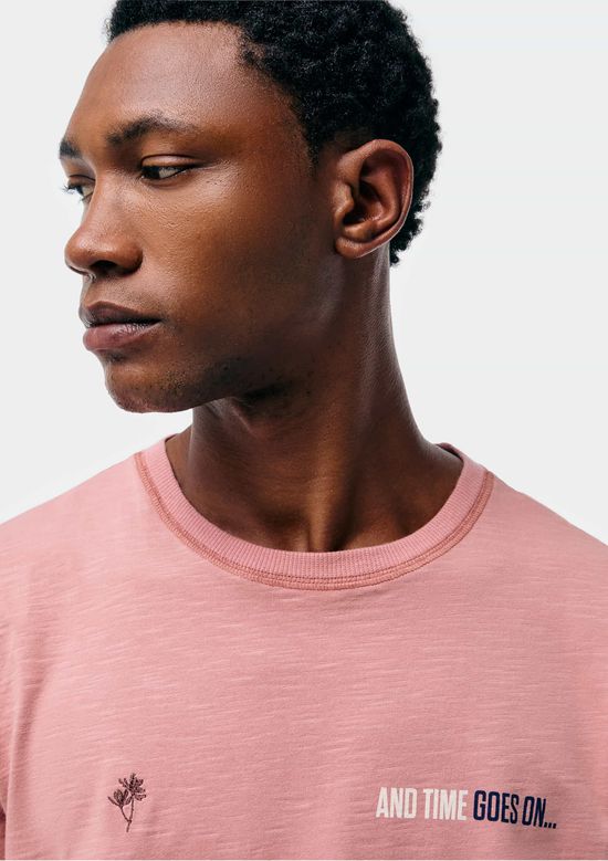 Foto do produto: Camiseta Masculina Comfort Com Estampa Em Malha Flamê - Rosa