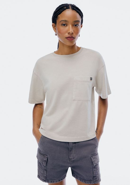 Foto do produto: Camiseta Feminina Box Estonada Pocket - Bege