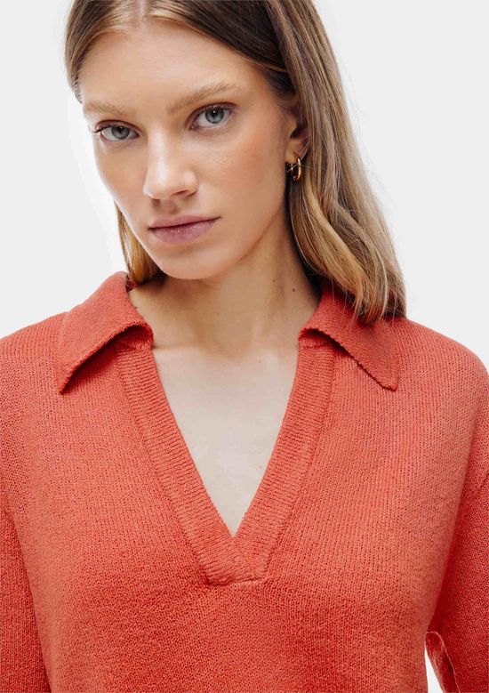Foto do produto: Blusa Polo Feminina Decote V Em Tricô - Vermelho