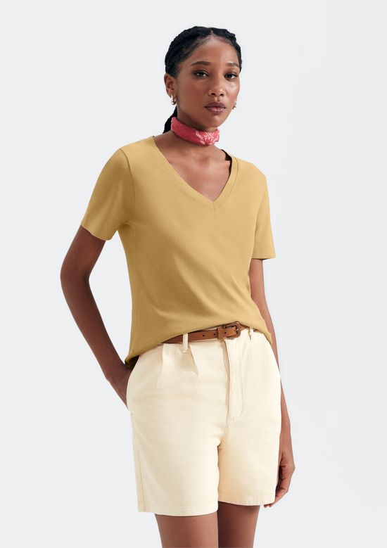 Foto do produto: Blusa Feminina Decote V - Bege